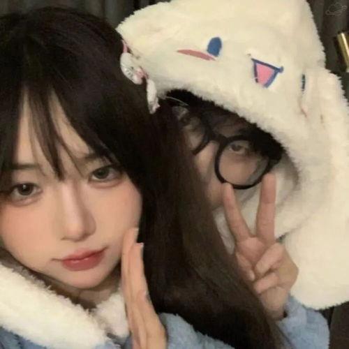 网红吃瓜头像情侣图片,揭秘网络红人的甜蜜日常