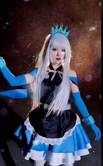 166cu吃瓜网抖音光剑变装,穿越次元，体验虚拟与现实交融的奇幻之旅