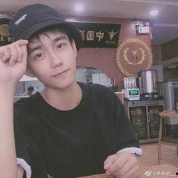 抖音网红帅哥mark吃瓜,揭秘娱乐圈幕后真相！