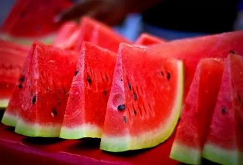 吃黑瓜网怎么进2024,轻松解锁精彩内容