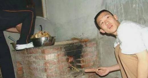 平乡网红吃瓜事件始末视频,从热议到真相大白  第2张