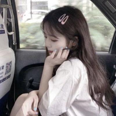 吃瓜网红照片头像图片女,揭秘网红照片头像背后的魅力女生  第3张