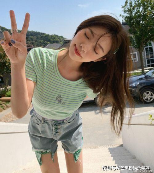 小三吃瓜女的网红是谁啊,她是如何成为网络红人的？