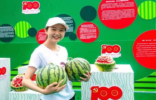 成都网红吃瓜团队名单最新,揭秘幕后势力与热门话题  第3张
