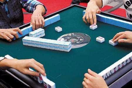 网红打麻将吃瓜视频,一场娱乐与吃瓜的视觉盛宴  第3张